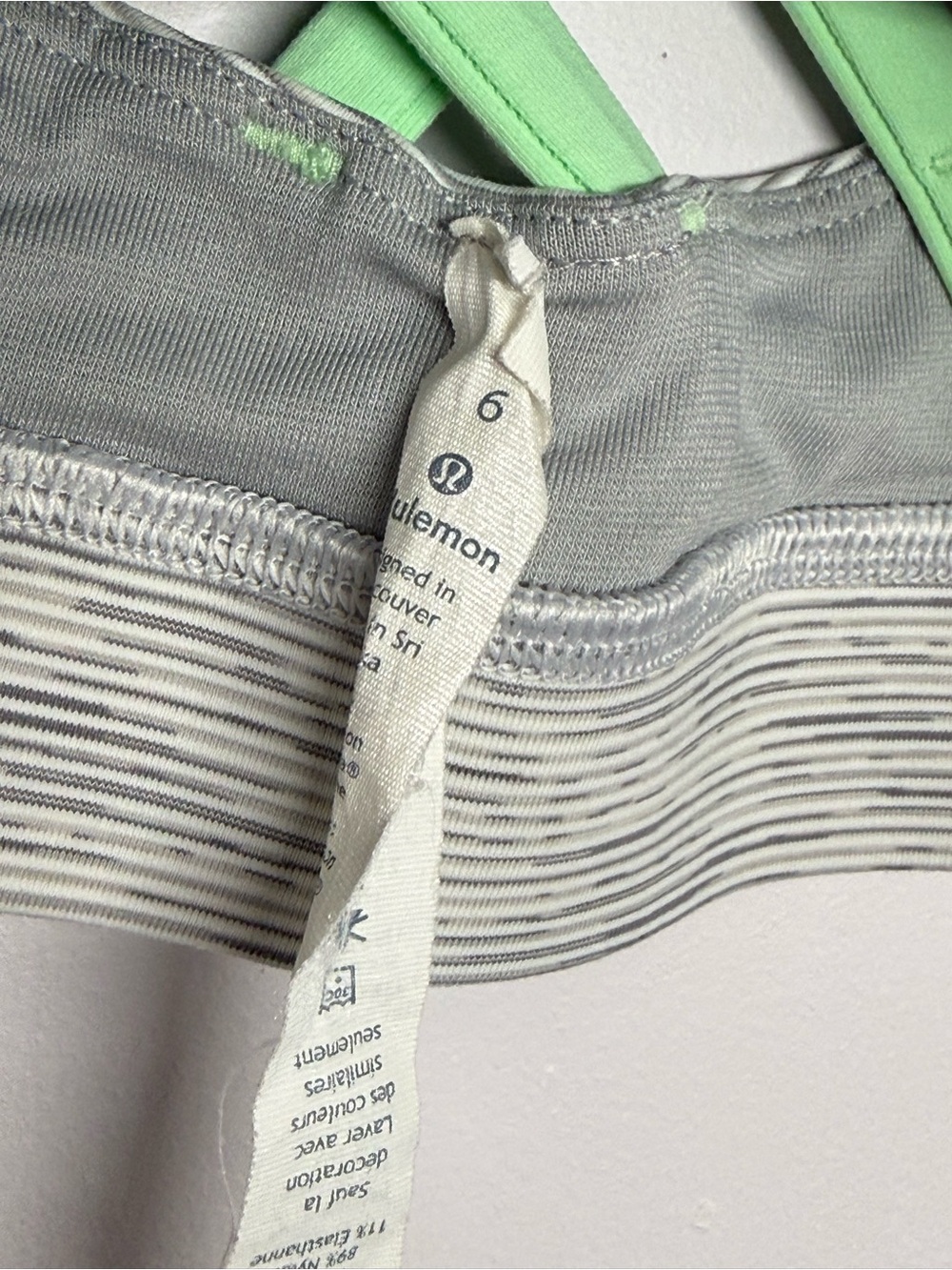 Lululemon Energy Bra Wee Are From Space Nimbus Battleship / Citra Lime Sz 8 - Picture 4 of 4